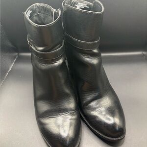 Stylish Black Dansko Sigourney Boots